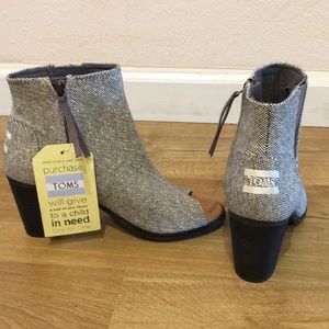 Toms Open toe Boot